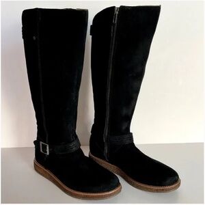UGG Gellar Boots Black Suede Water Resistant Size 8